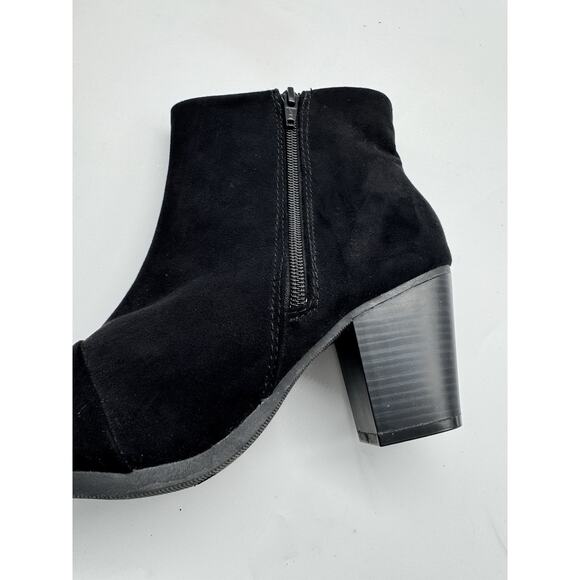 Old Navy Black Suede Round Toe Ankle Booties Women’s Size 9 - Picture 8 of 10